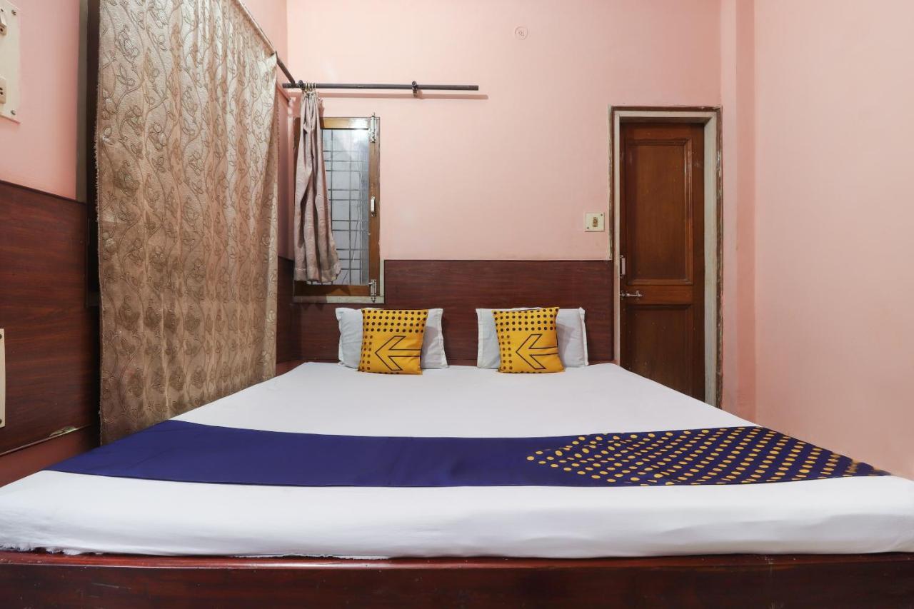 Spot On Jaiswal Guest House Hasanganj Dış mekan fotoğraf